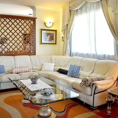 Apartment Lucia